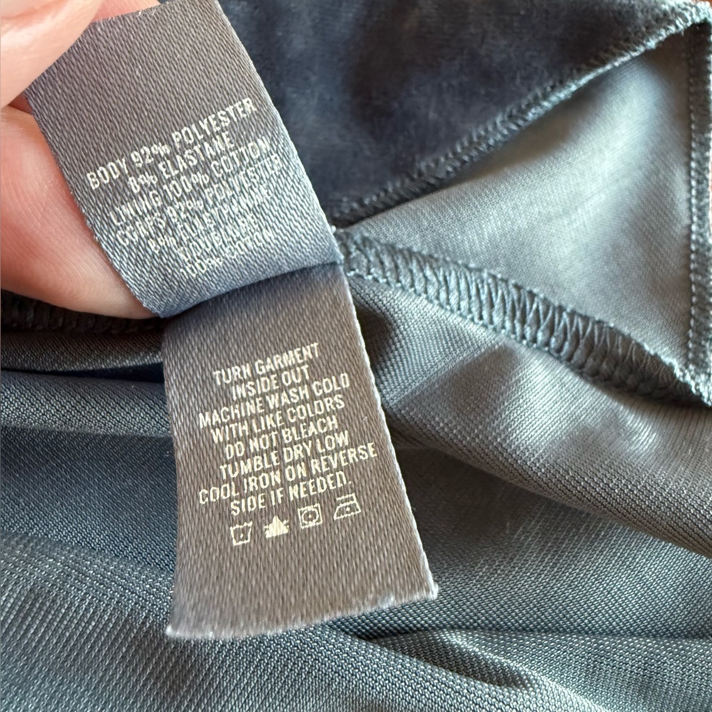 🦊 Aerie Dark Grey Velvet Camisole - Picture 4 of 7